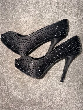 Jennifer Lopez Black Studded Peep-Toe Heels